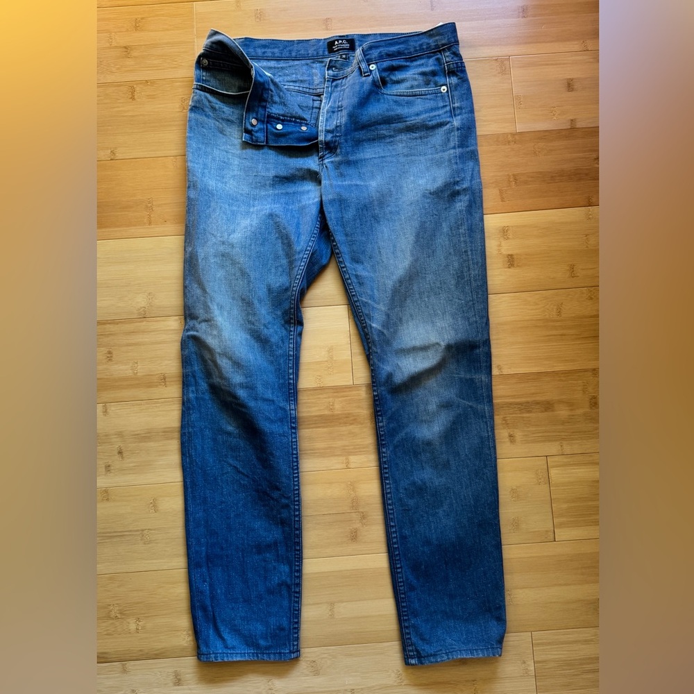 A.P.C. Men's Blue fade Jeans

#apc #Denim #bluejeans